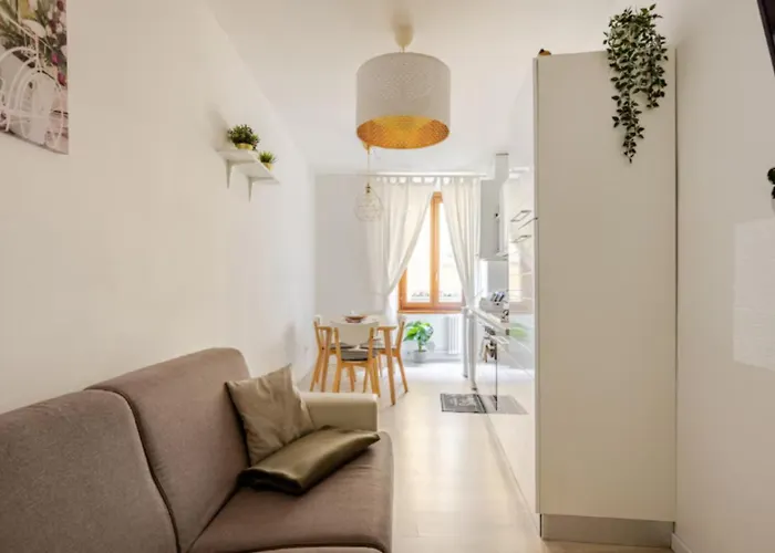 Dolce Riva Downtown Apartment
